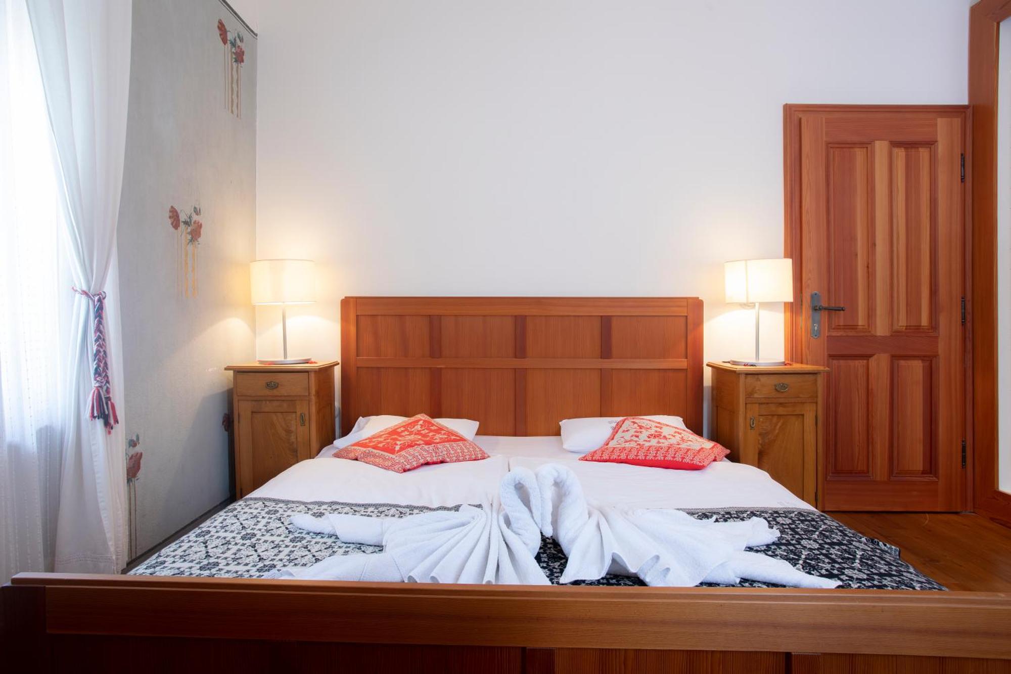 Pr'Gavedarjo Eco Heritage B&B Kranjska Gora Pokoj fotografie