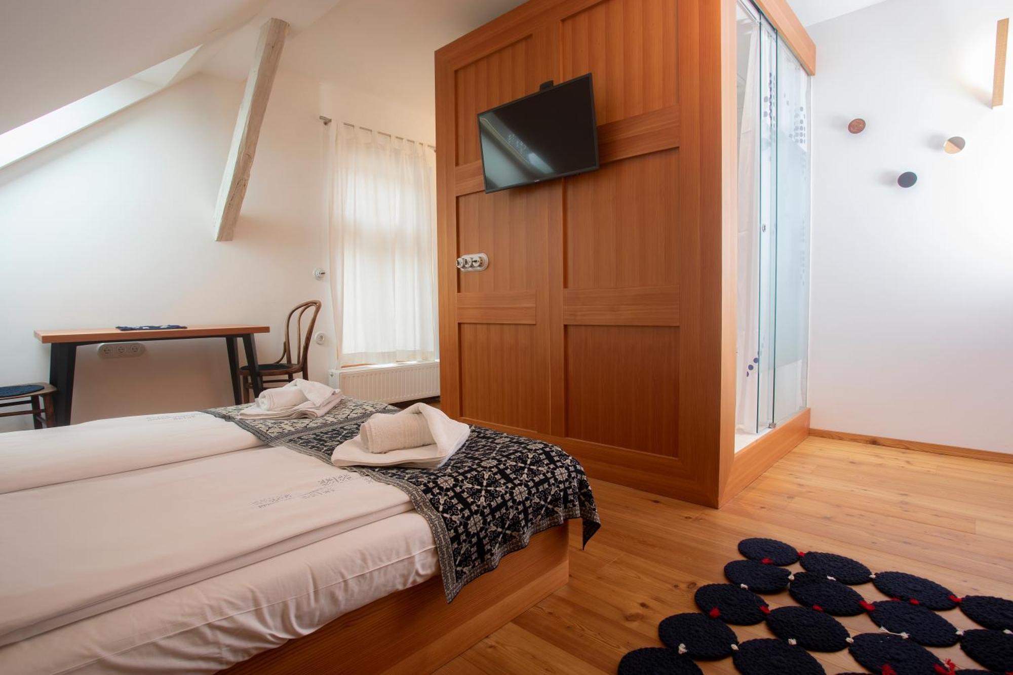 Pr'Gavedarjo Eco Heritage B&B Kranjska Gora Pokoj fotografie